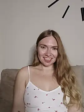 Snapshot of KisaVixen chatting on 05-21-26, 07:33 KisaVixen online show from 05-21-26, 07:33