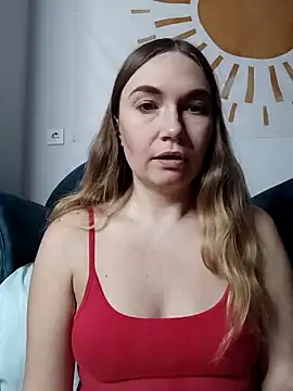 KisaVixen online show from 12-16-25, 05:50