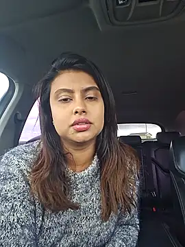 Indian GlowingMiax online show from 09-25-25, 08:20