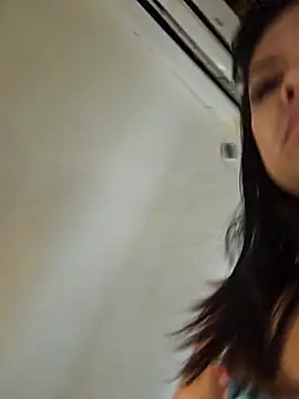 Indian GlowingMiax online show from 12-22-25, 07:08