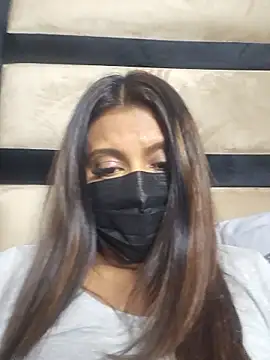 Snapshot of Indian_GlowingMiax chatting on 06-16-26, 01:33 Indian GlowingMiax online show from 06-16-26, 01:33