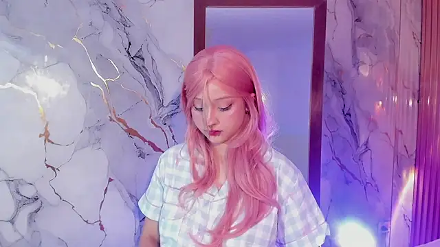 Suxan White  online show from 09-09-25, 12:25