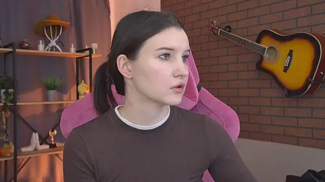 Snapshot of AgataWillis chatting on 07-31-26, 05:18 AgataWillis online show from 07-31-26, 05:18