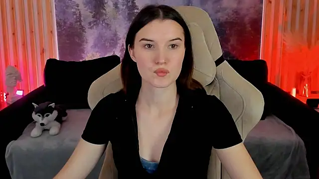 AgataWillis online show from 10-27-25, 11:33