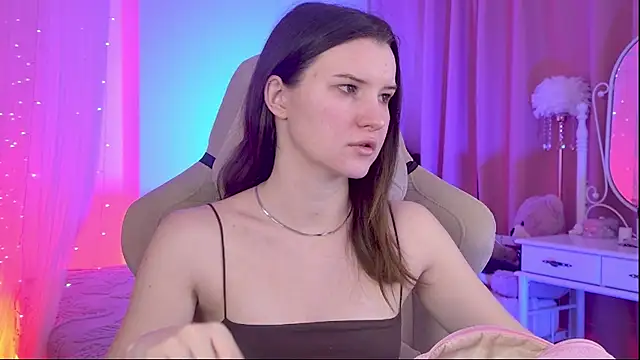 AgataWillis online show from 12-20-25, 05:43