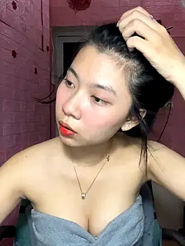 Snapshot of Phthao chatting on 09-27-25, 03:07 Phthao online show from 09-27-25, 03:07