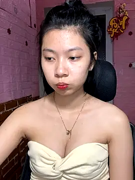 Snapshot of Phthao chatting on 10-22-25, 02:16 Phthao online show from 10-22-25, 02:16