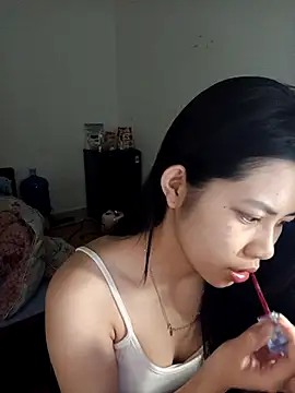 Snapshot of Katanh chatting on 05-06-26, 11:47 Katanh online show from 05-06-26, 11:47