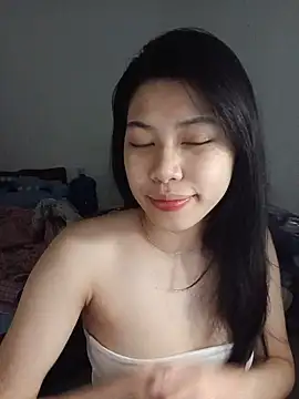 Snapshot of Katanh chatting on 05-13-26, 05:36 Katanh online show from 05-13-26, 05:36
