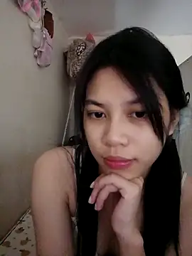 Snapshot of Katanh chatting on 10-24-25, 01:21 Katanh online show from 10-24-25, 01:21