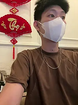 linh21107 online show from 05-22-26, 02:04