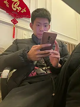 linh21107 online show from 04-17-26, 02:31