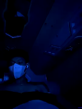 linh21107 online show from 11-06-25, 11:25