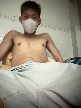 linh21107 online show from 11-17-25, 09:24