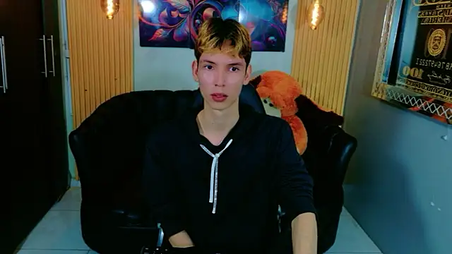 park jimin1 online show from 01-13-26, 04:22