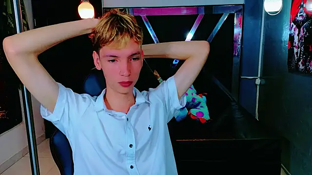 park jimin1 online show from 11-30-25, 03:02