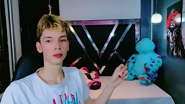 park jimin1 online show from 12-15-25, 12:22