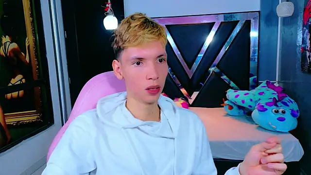 park jimin1 online show from 11-15-25, 01:04