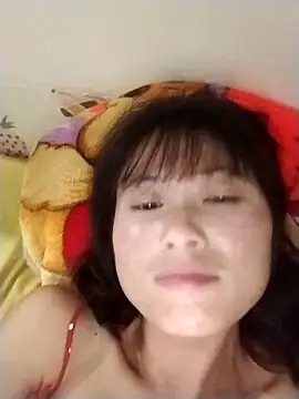 Snapshot of linda_bae00 chatting on 10-10-25, 02:29 linda bae00 online show from 10-10-25, 02:29