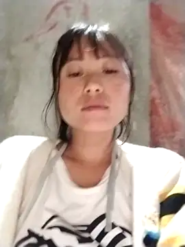 Snapshot of linda_bae00 chatting on 09-26-25, 03:19 linda bae00 online show from 09-26-25, 03:19