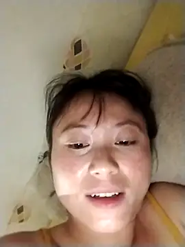 Snapshot of linda_bae00 chatting on 10-01-25, 01:26 linda bae00 online show from 10-01-25, 01:26