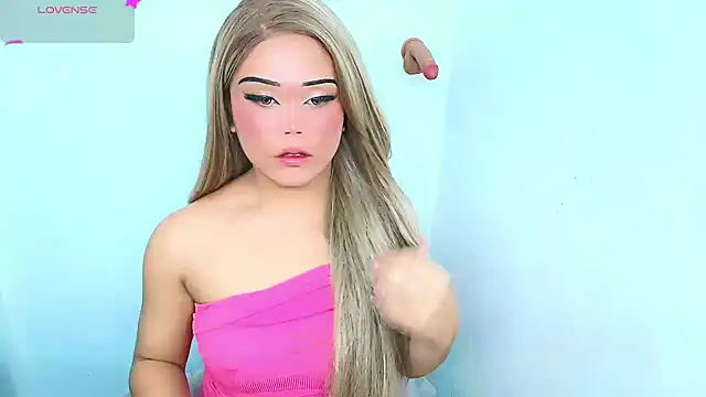 Cassandra Luxx online show from 11-14-25, 07:17