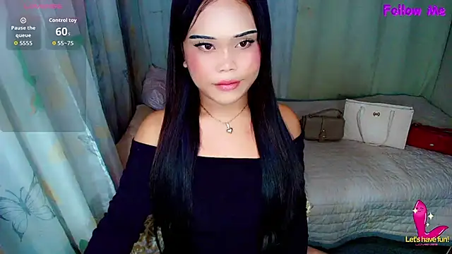 Snapshot of Cassandra_Luxx chatting on 06-19-26, 07:30 Cassandra Luxx online show from 06-19-26, 07:30