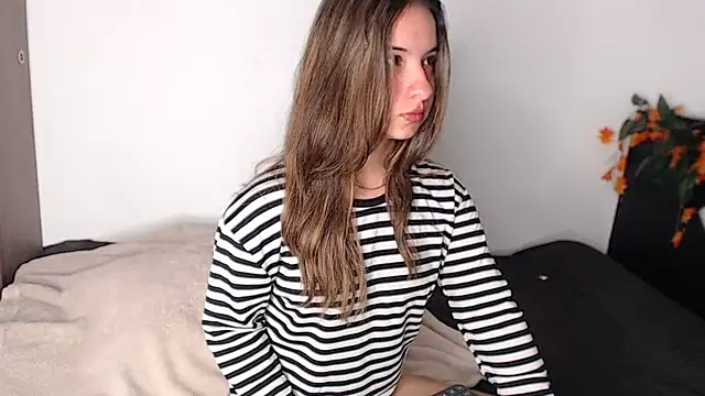 Snapshot of __abrill__ chatting on 05-08-26, 12:58 abrill online show from 05-08-26, 12:58