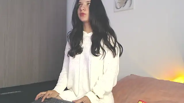   abrill   online show from 01-13-26, 05:50