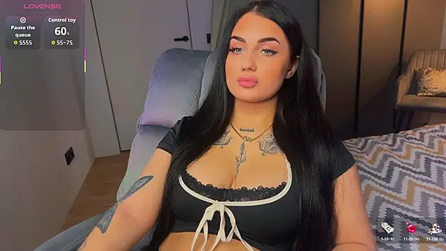 Snapshot of mygoddesshecate chatting on 09-11-25, 04:34 mygoddesshecate online show from 09-11-25, 04:34