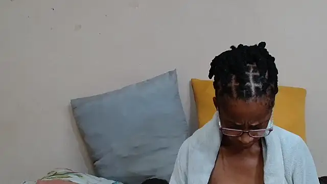 SugarPoppy24xxx online show from 10-11-25, 08:48