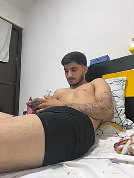 Nas-z09 online show from 09-11-25, 04:12