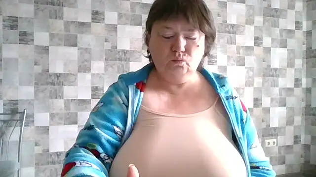 RipeMelon4561 online show from 10-28-25, 06:23