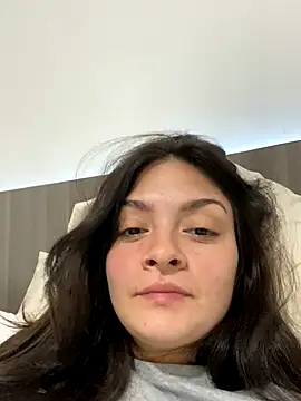 Danielaeliana online show from 09-28-25, 05:03