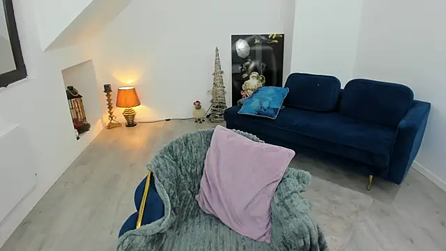 Ranya Evy online show from 11-26-25, 04:51