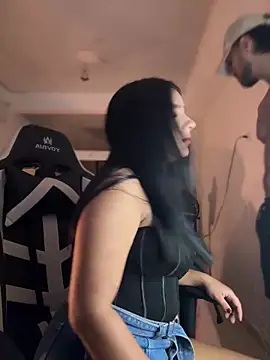 Tomas Olivia online show from 11-15-25, 06:39