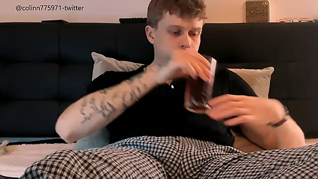 TalkingHead 0  online show from 12-22-25, 07:19