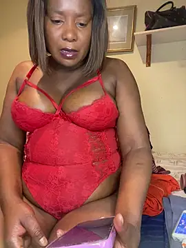 Missparis online show from 07-24-26, 10:39