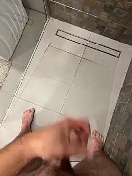 MrZli online show from 10-21-25, 04:17