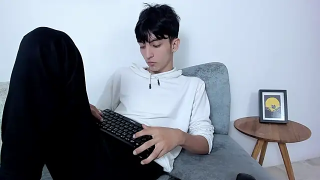 dear jeycot online show from 11-06-25, 01:04