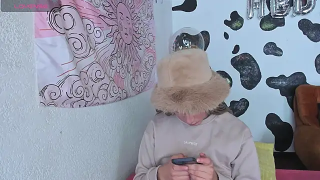 brihanna cooper online show from 11-24-25, 01:33