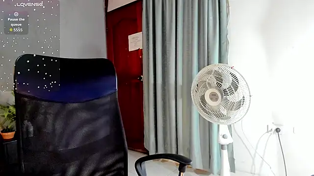 Daiisy kiss online show from 02-02-26, 12:26