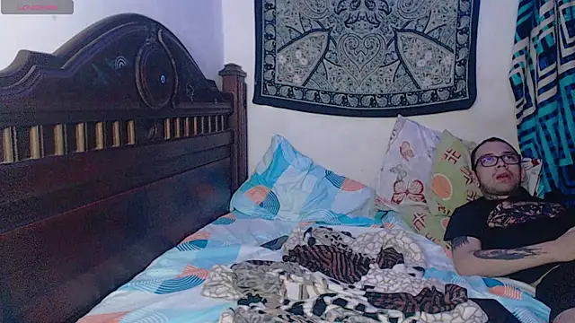 MysticNight  online show from 10-04-25, 04:03