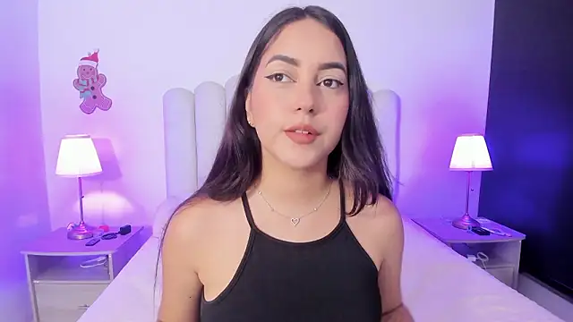 Snapshot of SofieBunnie chatting on 03-17-26, 12:13 SofieBunnie online show from 03-17-26, 12:13