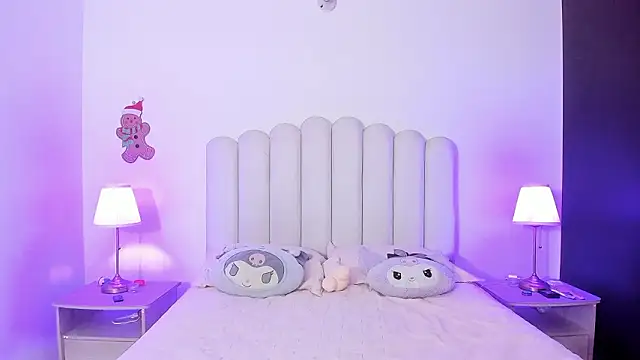 Snapshot of SofieBunnie chatting on 03-18-26, 11:05 SofieBunnie online show from 03-18-26, 11:05