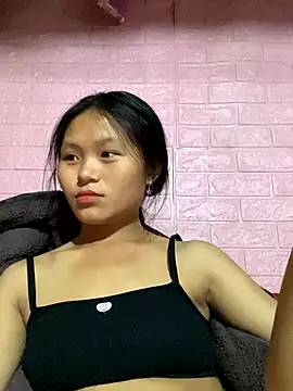 milo bae online show from 11-12-25, 03:54