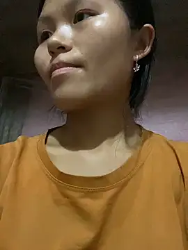 Snapshot of milo_bae chatting on 05-13-26, 07:48 milo bae online show from 05-13-26, 07:48
