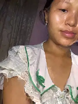 Snapshot of milo_bae chatting on 06-18-26, 10:26 milo bae online show from 06-18-26, 10:26