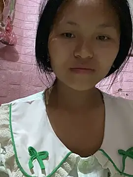 Snapshot of milo_bae chatting on 05-04-26, 03:04 milo bae online show from 05-04-26, 03:04