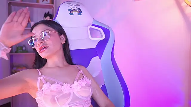 Lana Dreams  online show from 01-17-26, 02:15